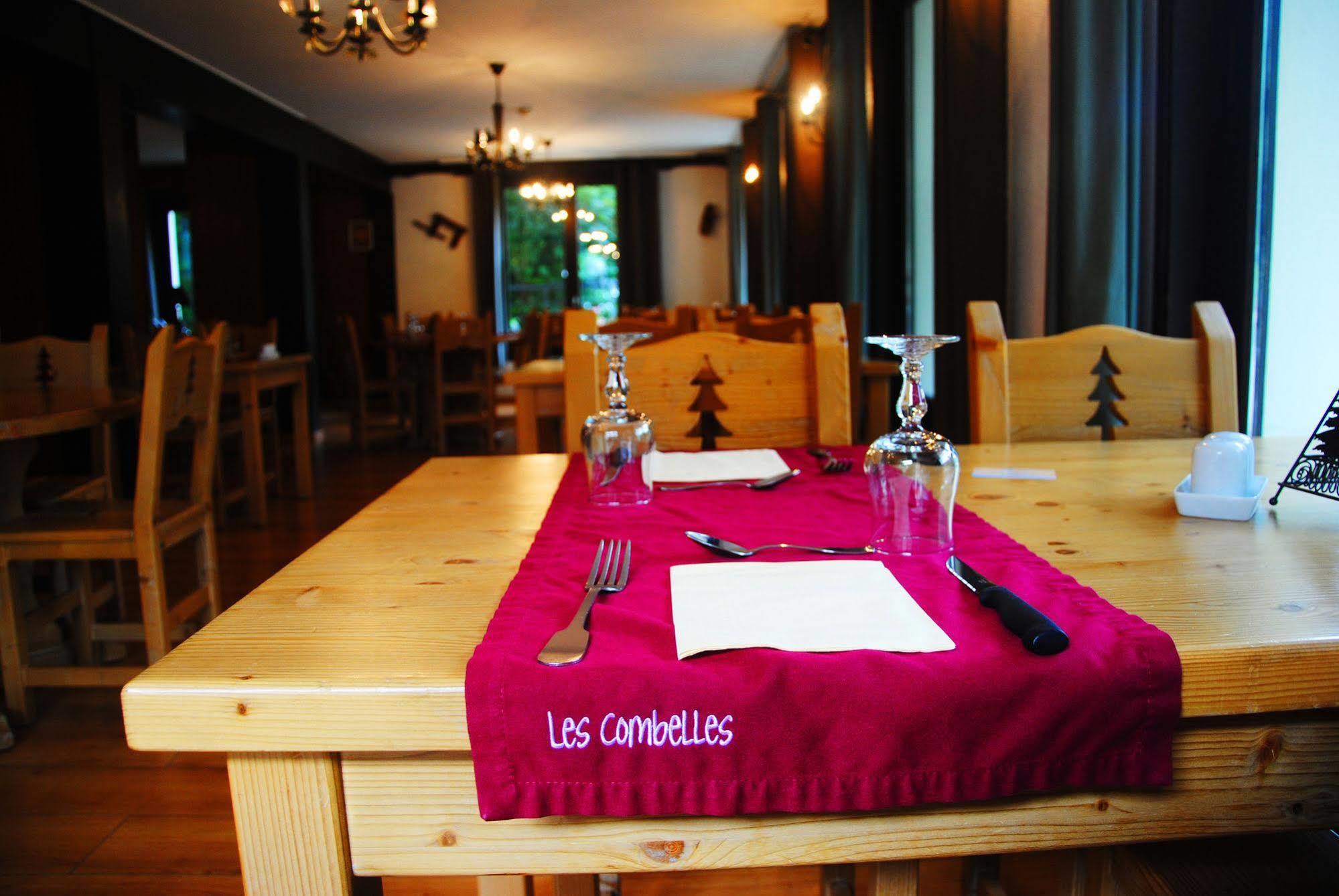 Hotel Les Combelles Châtel Exterior foto